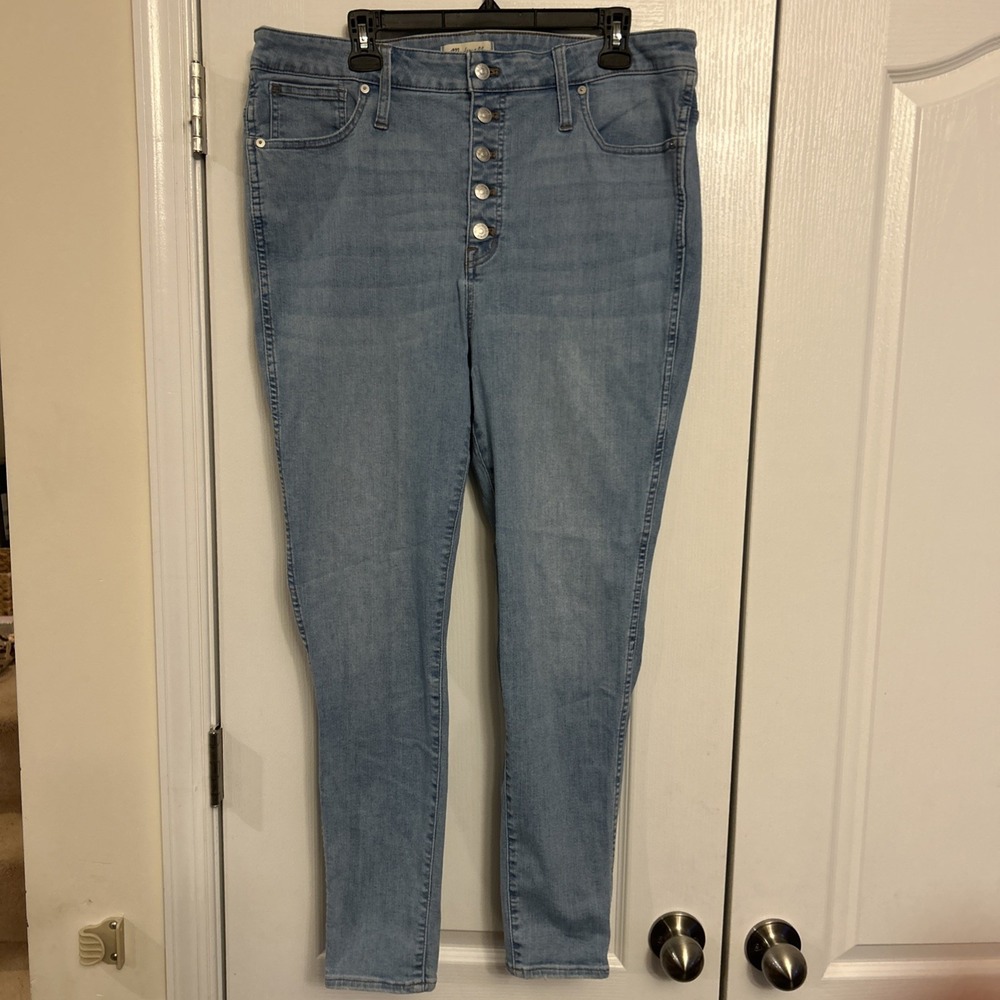 Madewell Jeans Womens- Size 34 High Rise Skinny Button Down Light Wash Stretch